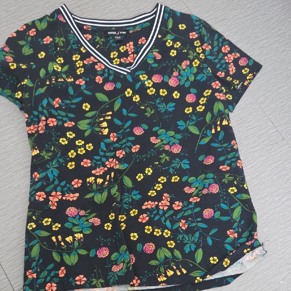 H&M Black Short Sleeve Tee with Sporty Ribbed Trim
